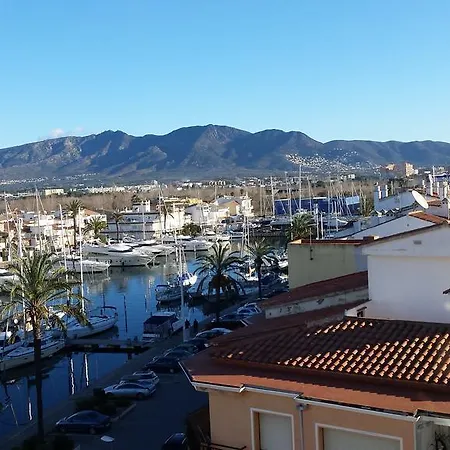 Appartement Club Nautic 3 *